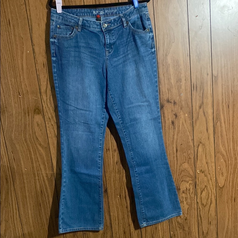 Apt. 9 Blue Boot Cut Jeans with Classic Style